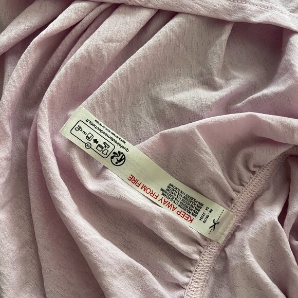 FREE PEOPLE light pink cut out back, thumb holes, ruched sides/exc cond/XL - Picture 5 of 6